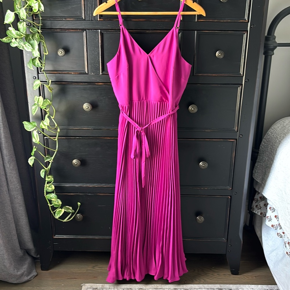 LOFT Women’s size 12 ‘Pleated Crossover Strappy Midi Dress’ in Magenta Shadow